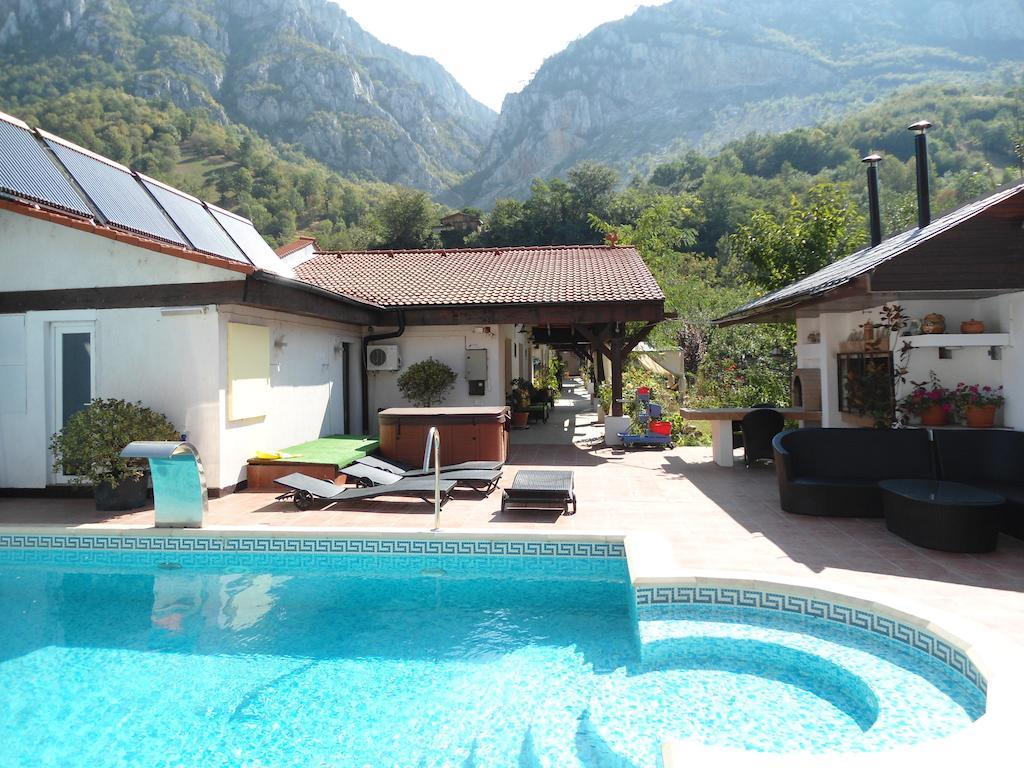 Pensiunea La Dolce Vita Băile Herculane Eksteriør bilde